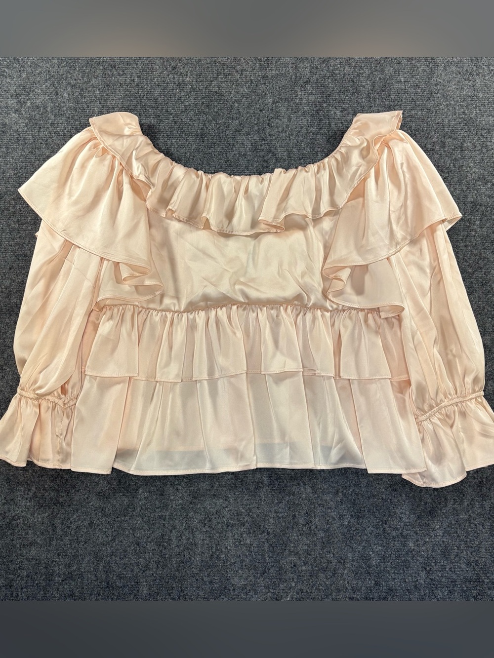 Francesca's Blush Pink Ella Ruffle Tiered Satin Tie-String Babydoll L Blouse NWT - Picture 5 of 8